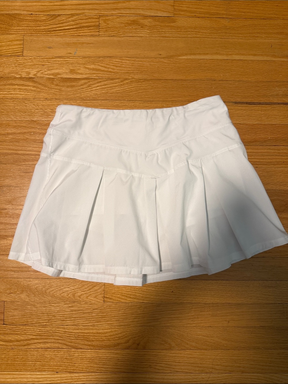 Ivivva White Pleated Skirt
